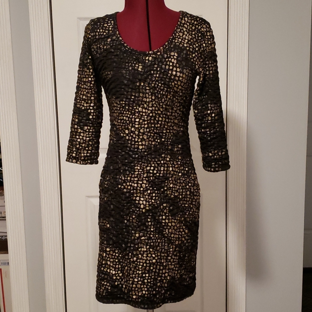 NWT Small Sami + Jo Black & Gold Dress 3/4 Sleeves